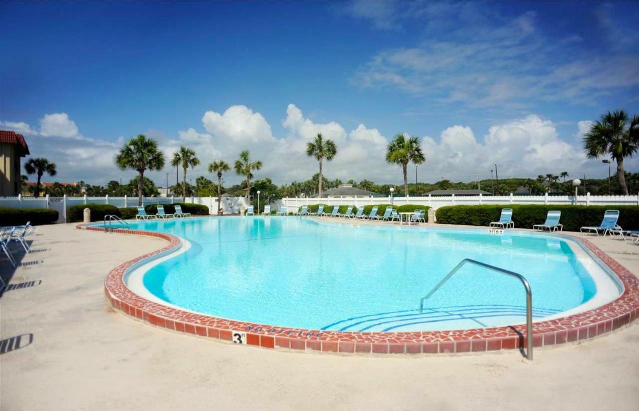 Ocean Life Beach Condo - Only Steps To The Beach St. Augustine Beach エクステリア 写真